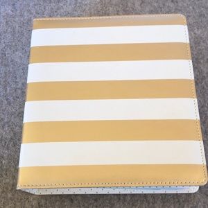 Heidi Swapp planner.